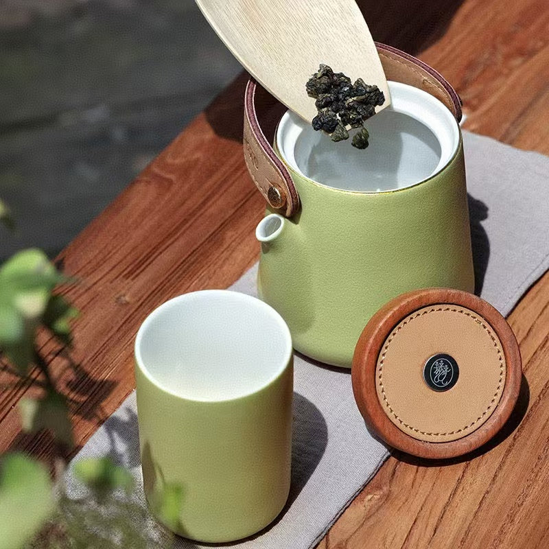 Ceramic Travel Tea Set   (one pot+one cup)