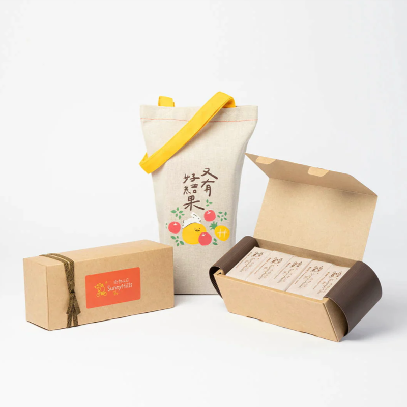 SunnyHills Cake Bundle:SunnyHills Pineapple Cake (10pcs)+The Stories Of Tea Gift Box(12pcs)